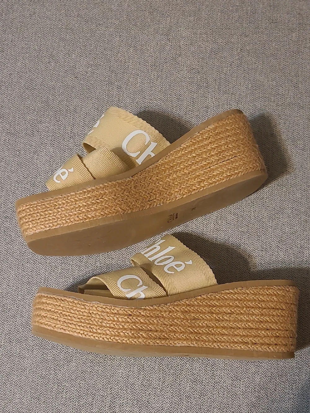 Chloe' Woody Wedges - Picture 3 of 6